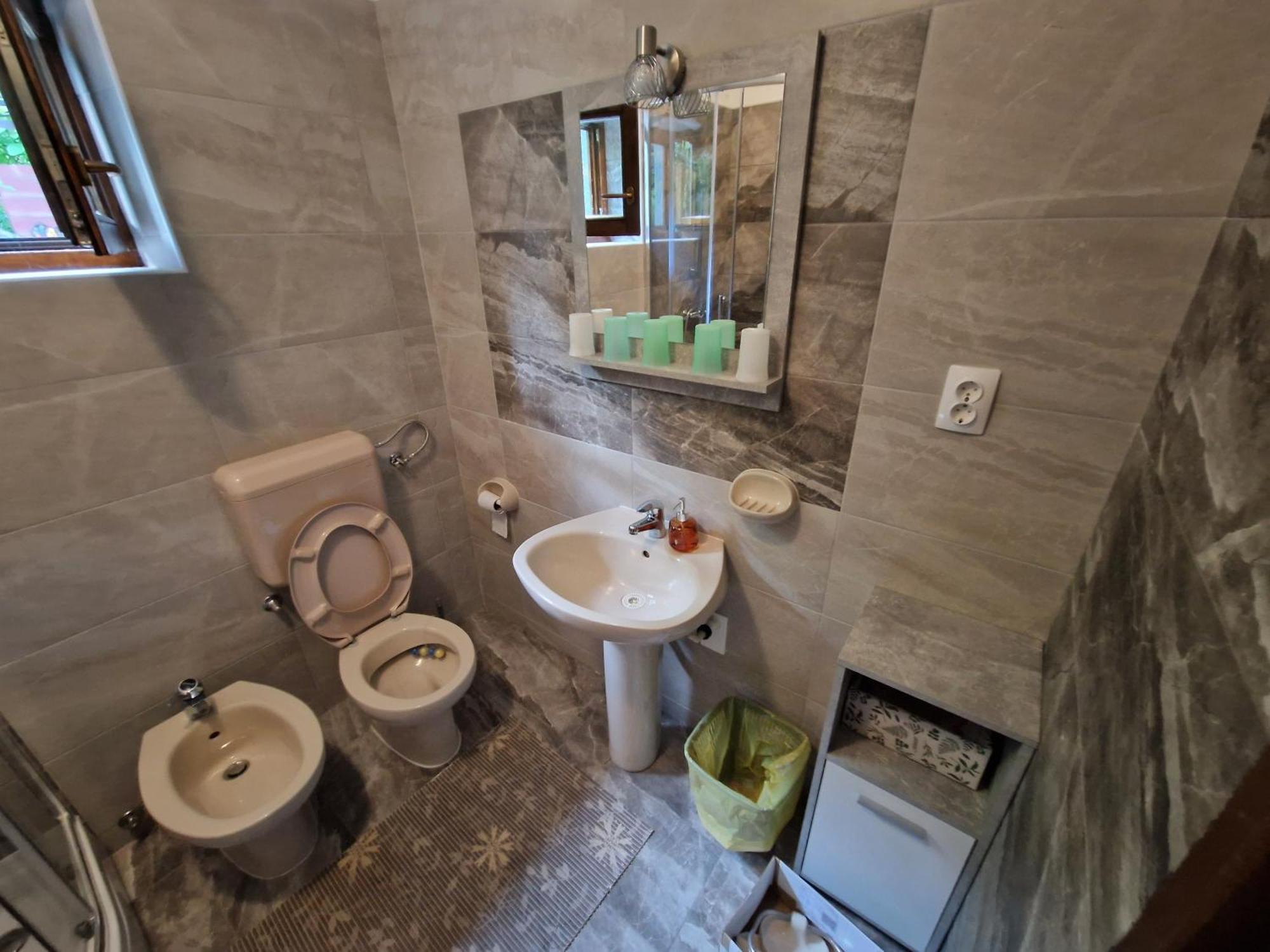 Apartments Zlatko Ičići Cameră foto