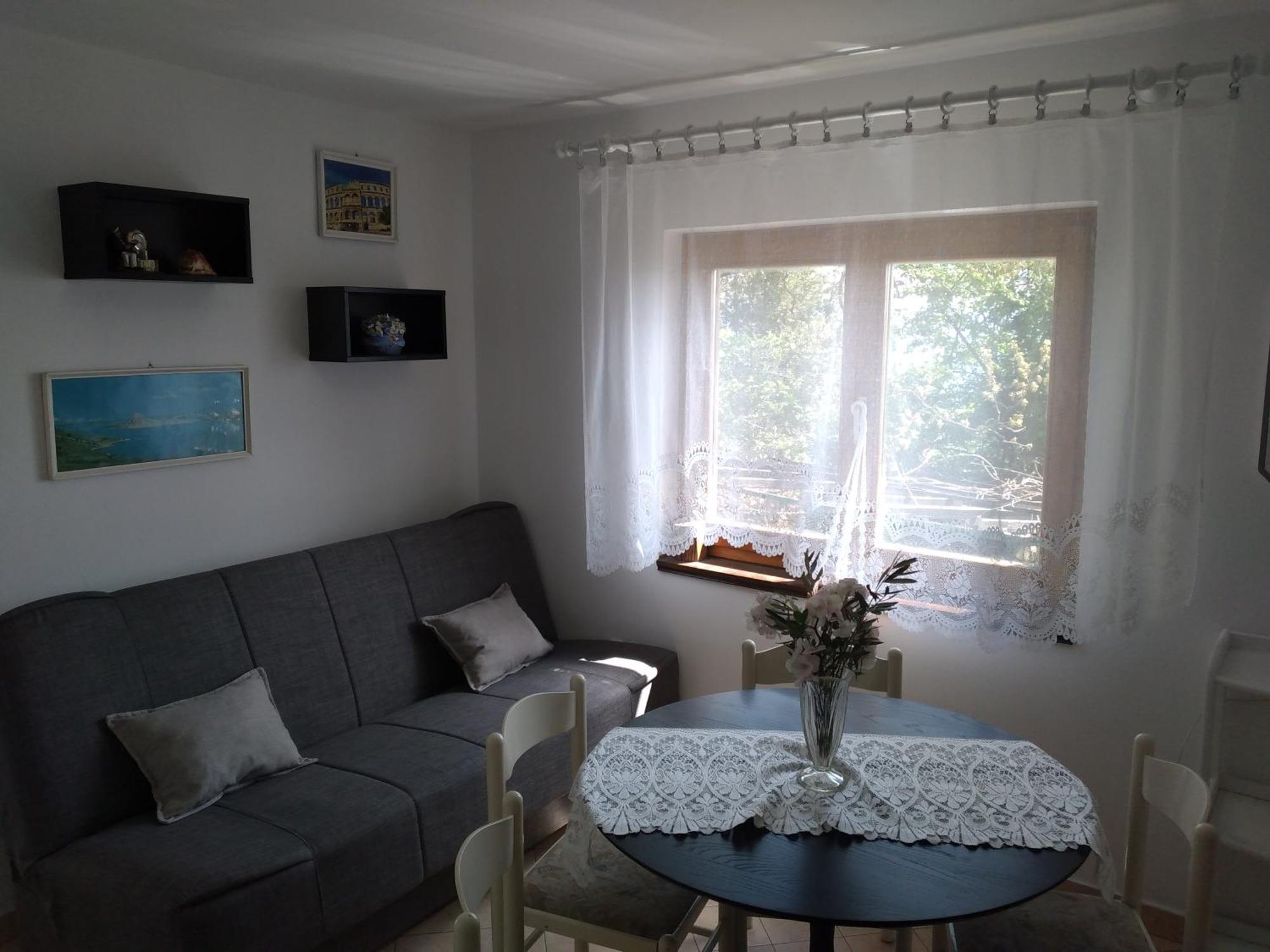 Apartments Zlatko Ičići Cameră foto